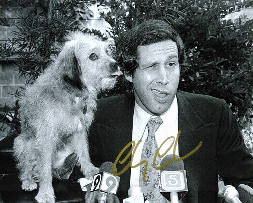 Autographed Photo Poster painting Chevy Chase signed 8 x 10