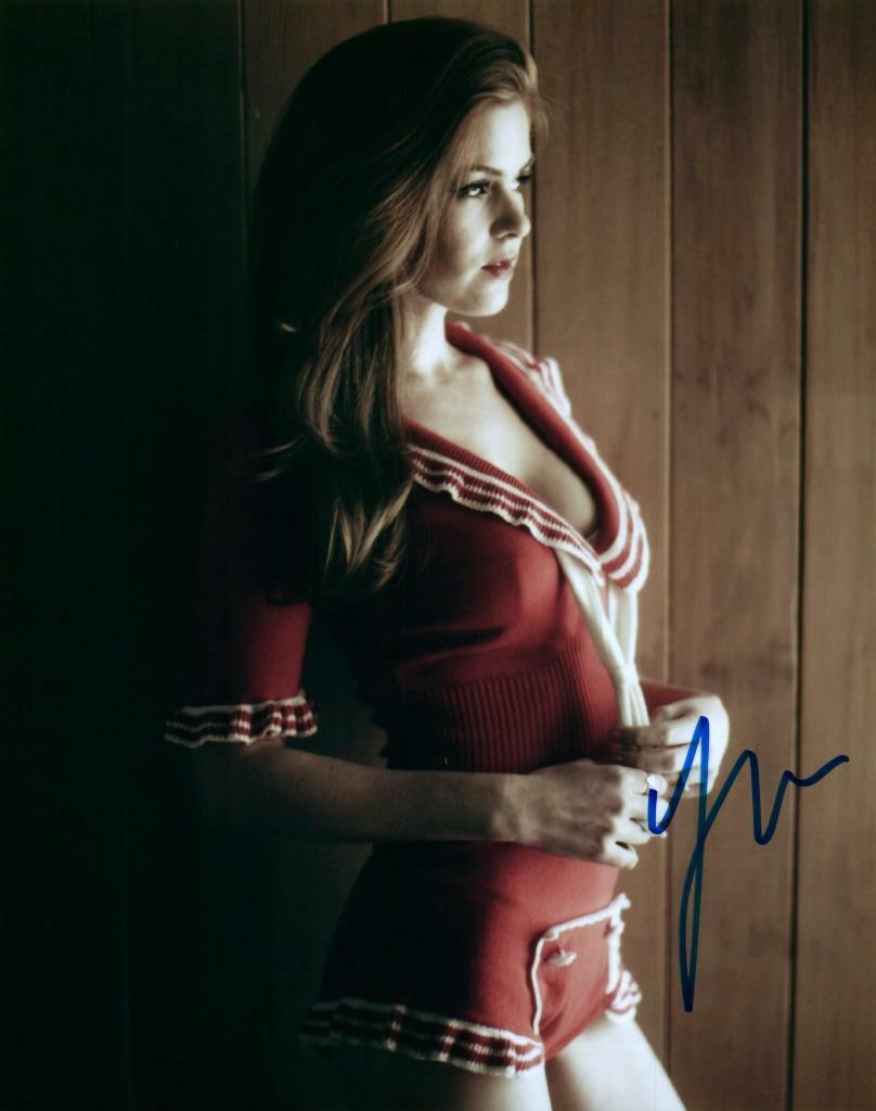 Isla Fisher signed 8x10 Picture nice autographed Photo Poster painting pic with COA