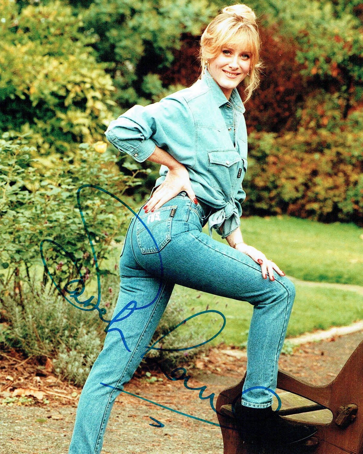 Sarah LANCASHIRE SIGNED 10x8 Photo Poster painting 2 AFTAL Autograph COA Kiri Actress