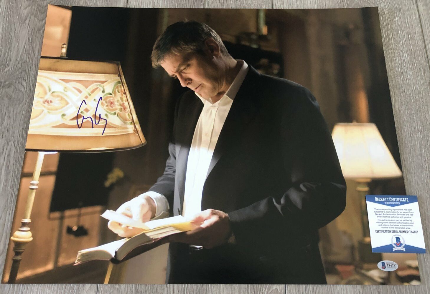 GEORGE CLOONEY SIGNED MICHAEL CLAYTON OCEAN'S ELEVEN 16x20 Photo Poster painting BECKETT BAS COA