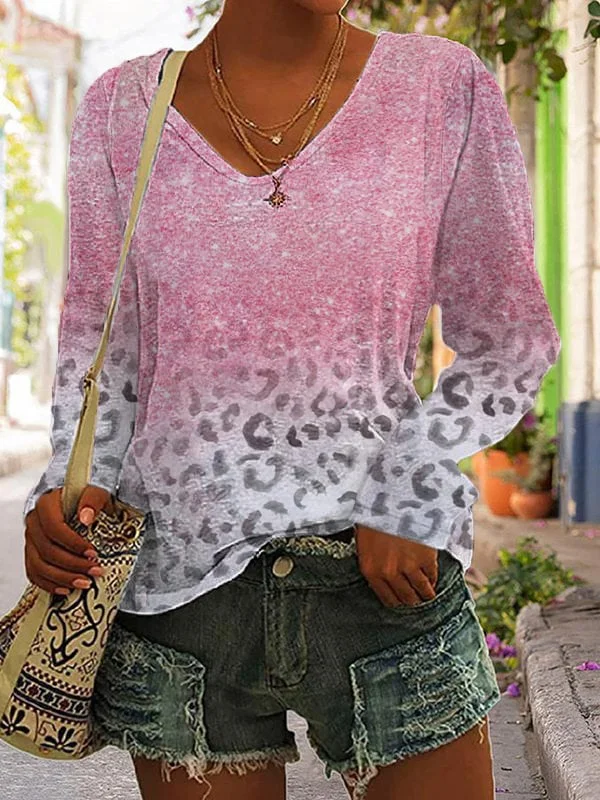 Women&#039;s ombre pink leopard v neck long sleeve T-shirt