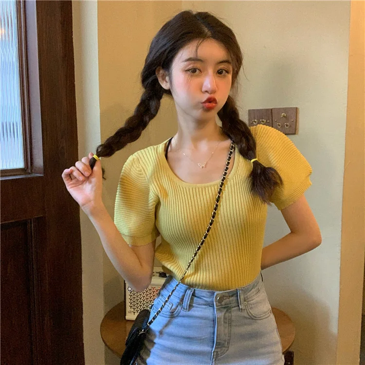 Uveng Uveng New Chic Temperament Slimming Foam Sleeve Round Collar Knitted Short-Sleeved T-Shirt White Blouse Tide