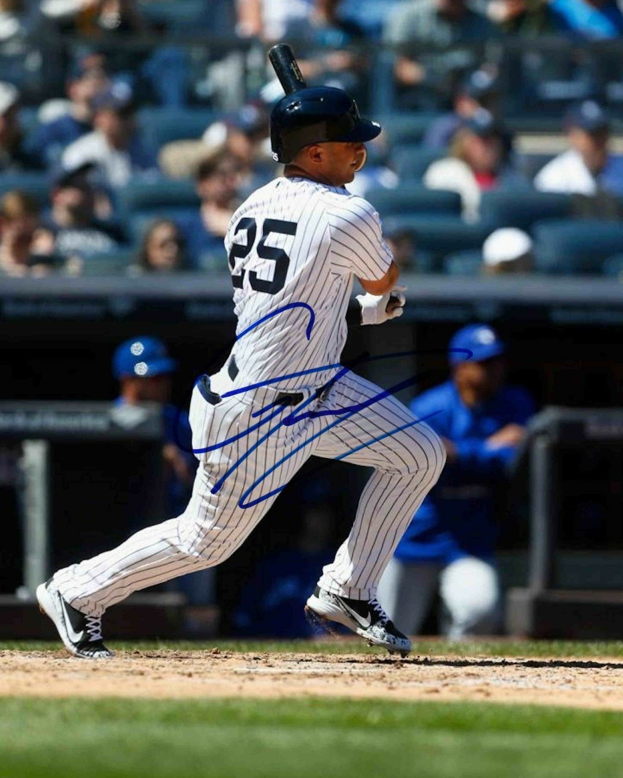 Gleyber Torres 8x10 SIGNED Photo Poster painting AUTOGRAPHED ( NY YANKEES ) REPRINT