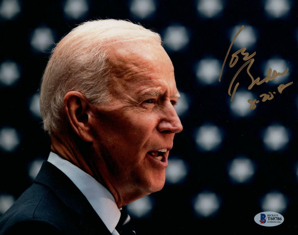 46TH PRESIDENT JOE BIDEN SIGNED AUTOGRAPH 8x10 Photo Poster painting - DELAWARE SENATOR, BECKETT