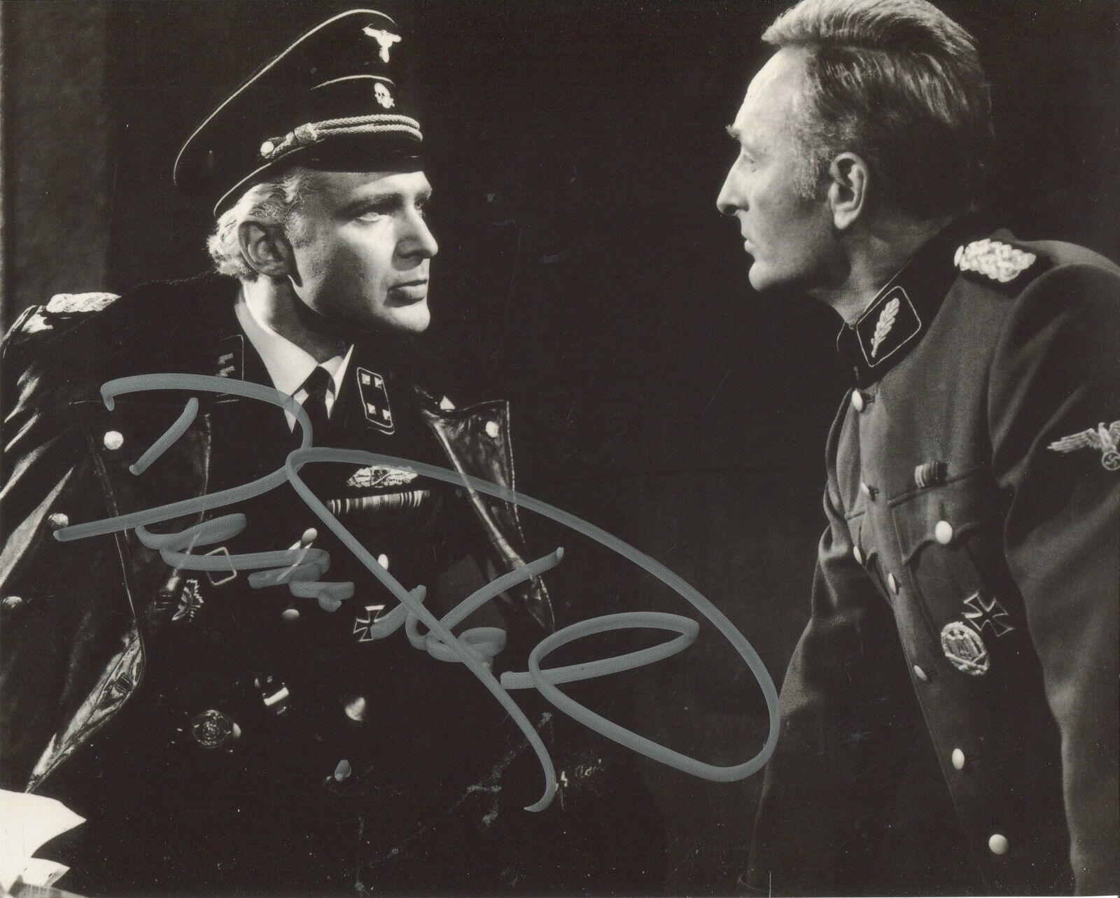 Actor Derren Nesbitt signed WHERE EAGLES DARE 8x10 movie scene Photo Poster painting