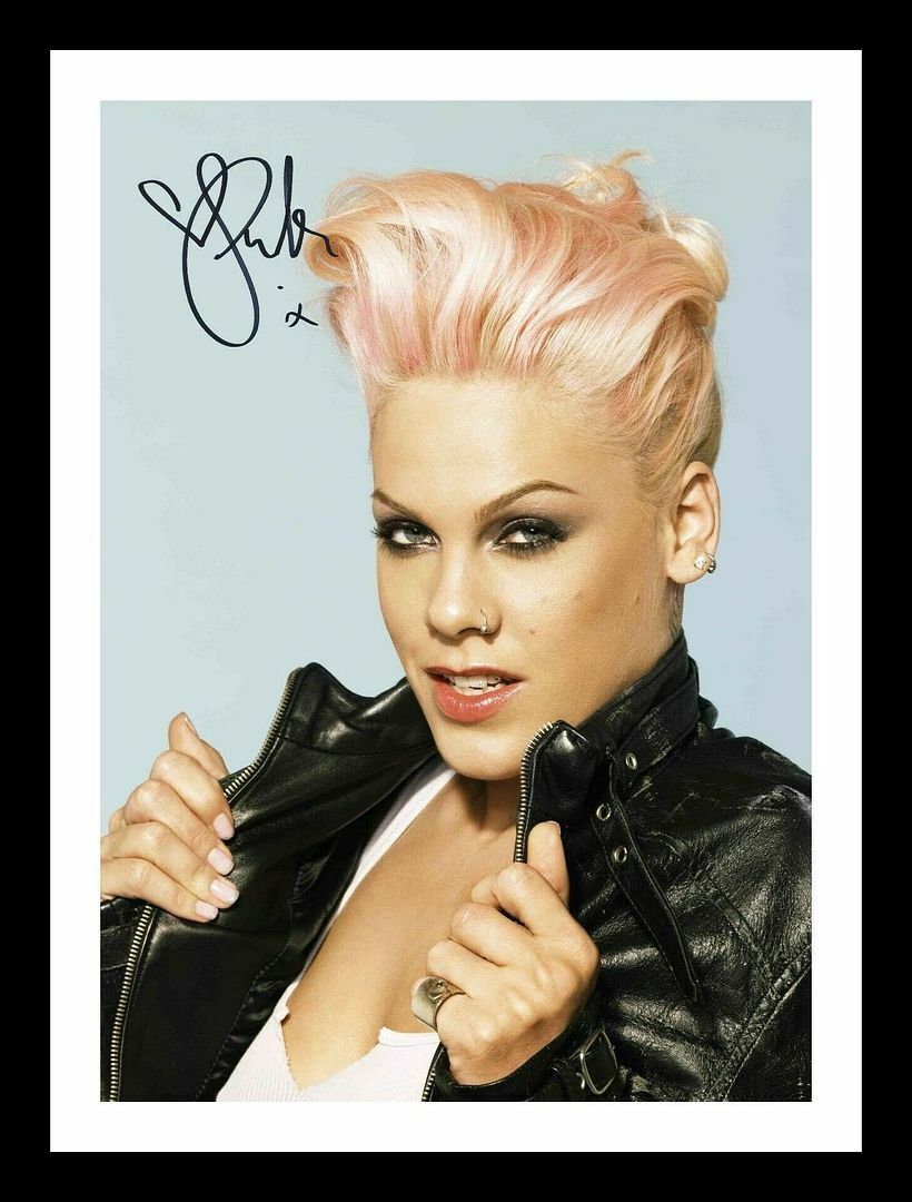 Pink Autograph Signed & Framed Photo Poster painting 4