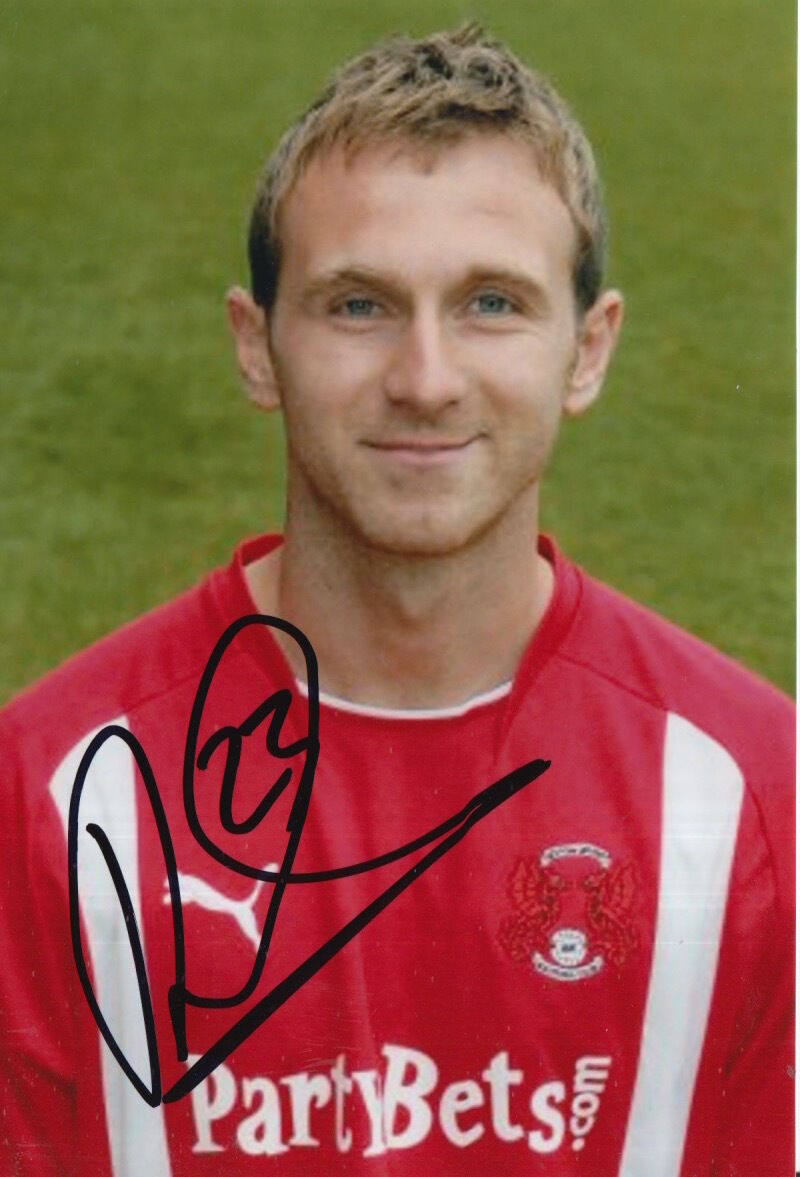 LEYTON ORIENT HAND SIGNED RYAN JARVIS 6X4 Photo Poster painting 1.