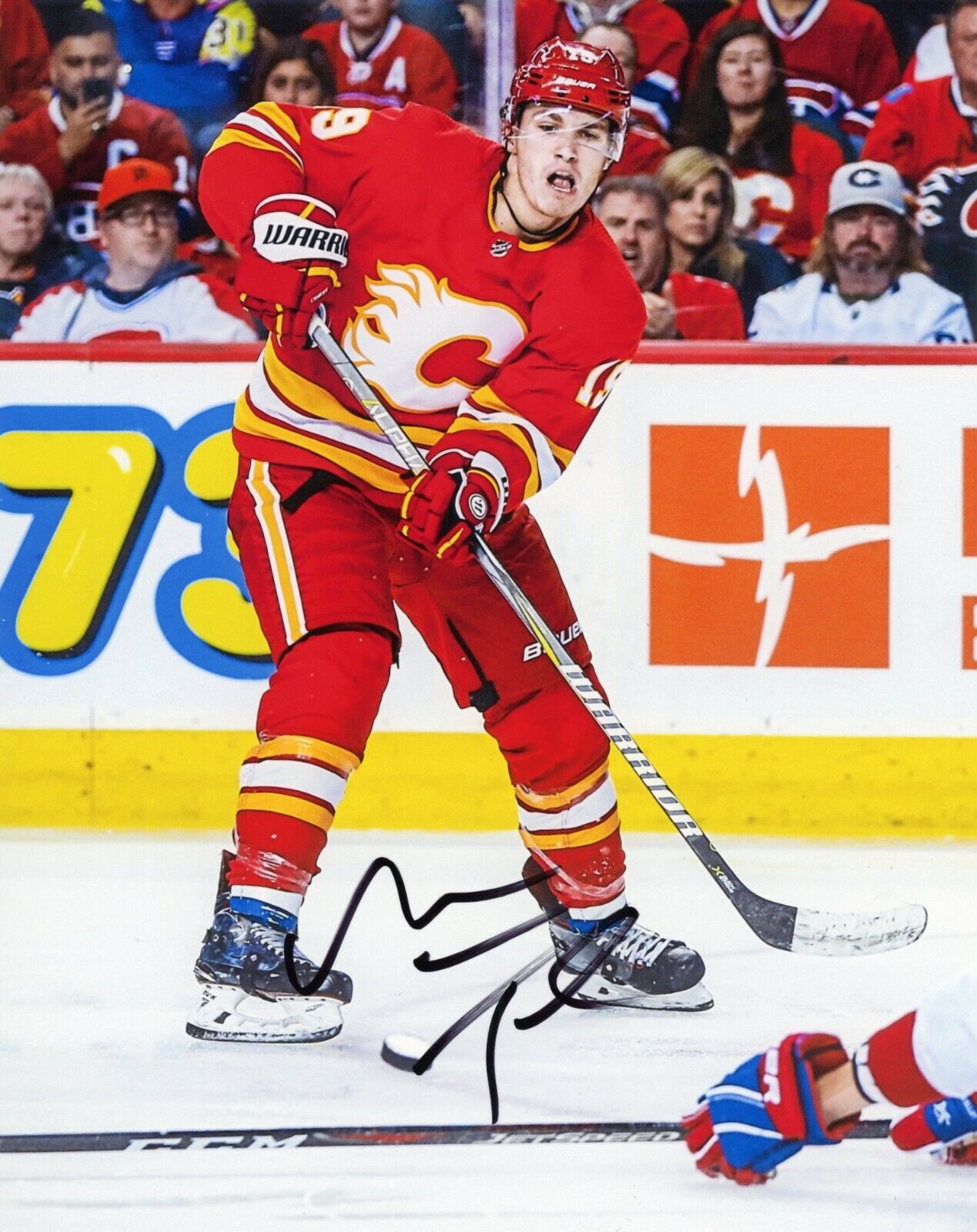 ~~ MATTHEW TKACHUK Authentic Hand-Signed CALGARY FLAMES