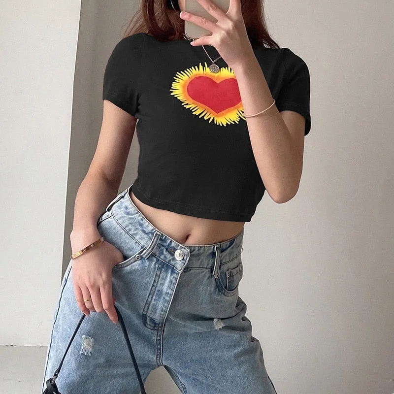 Sexy Women Summer Graphic T-shirt Y2K Aesthetic Cute Short Sleeve Crop Top Ladies E-girl Harajuku Black Cropped Tee Shirt