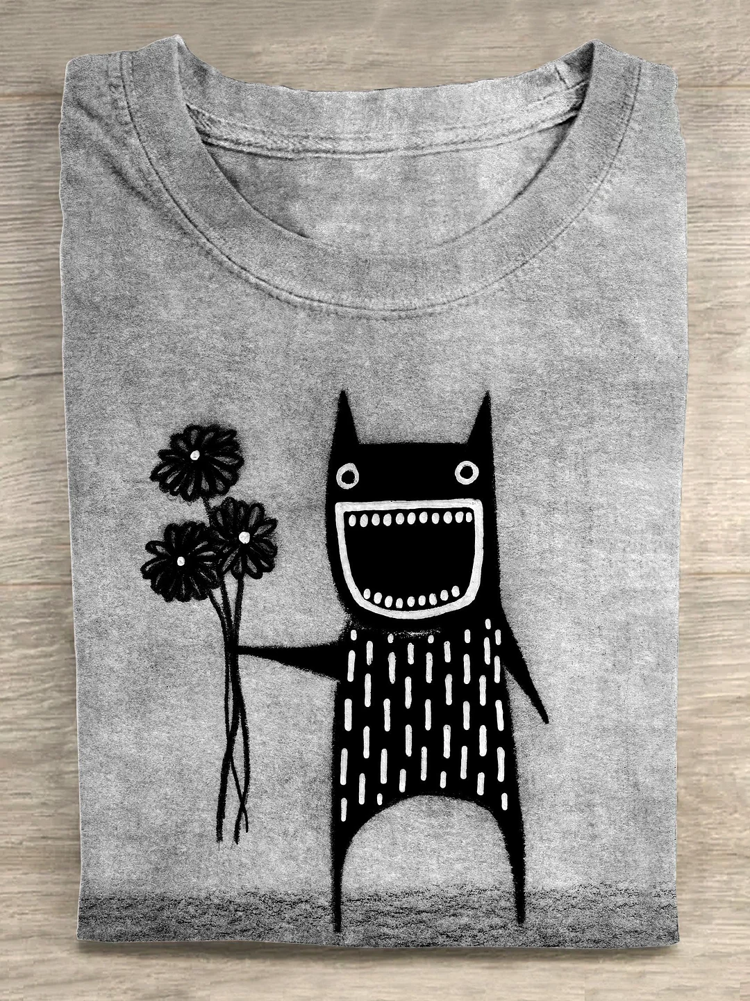Eagerlys Funny Quirky Cute Alien Monster Art Print T-shirt Eagerlys