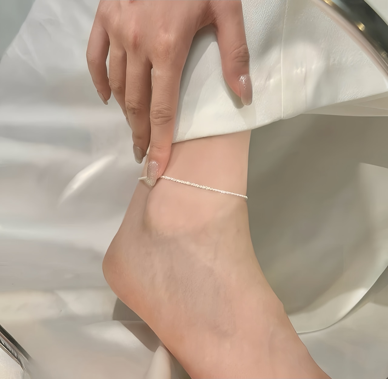 上品で華奢なS925純銀アンクレット