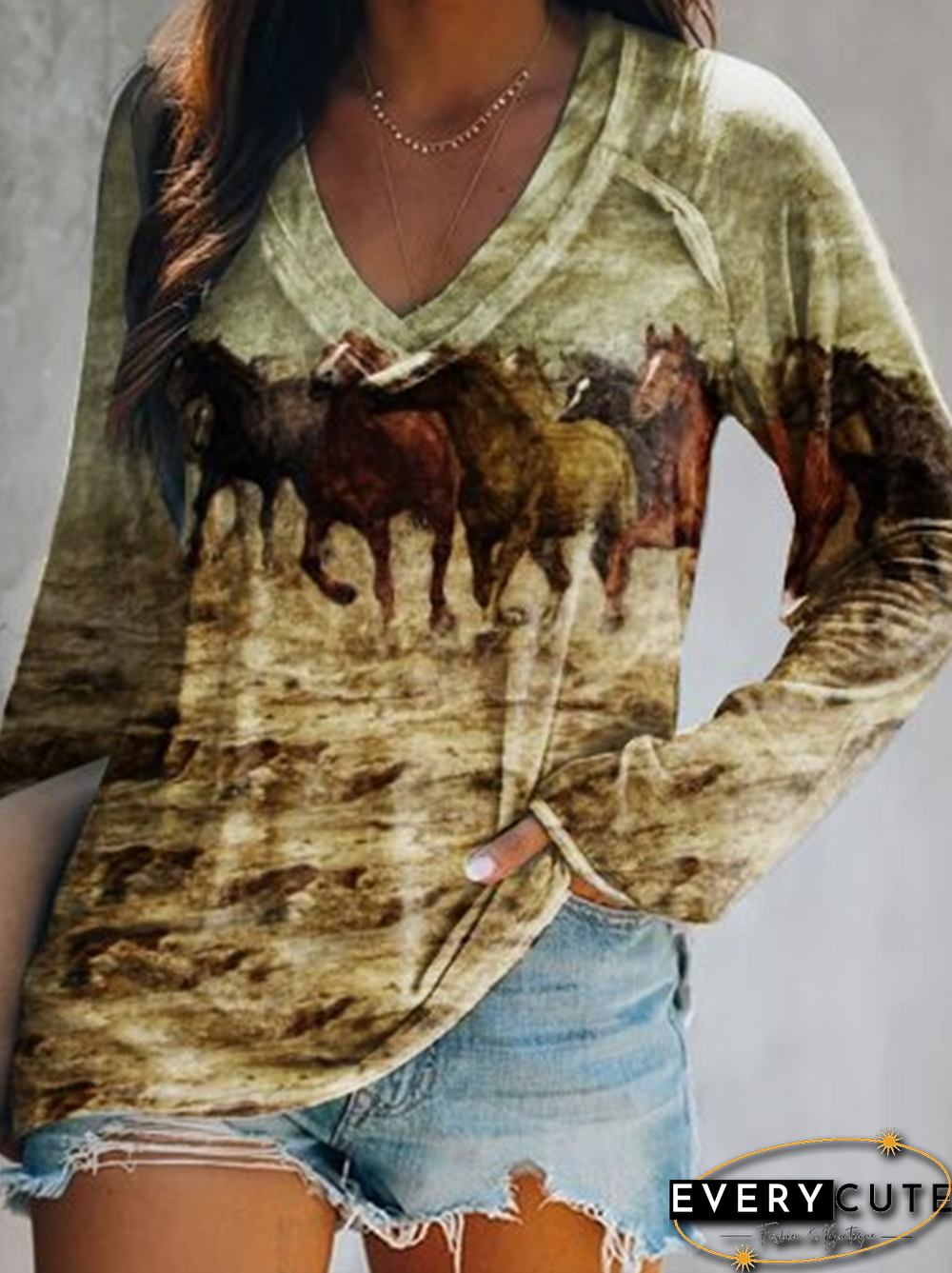 Long Sleeve V Neck Animal Printed T-shirt