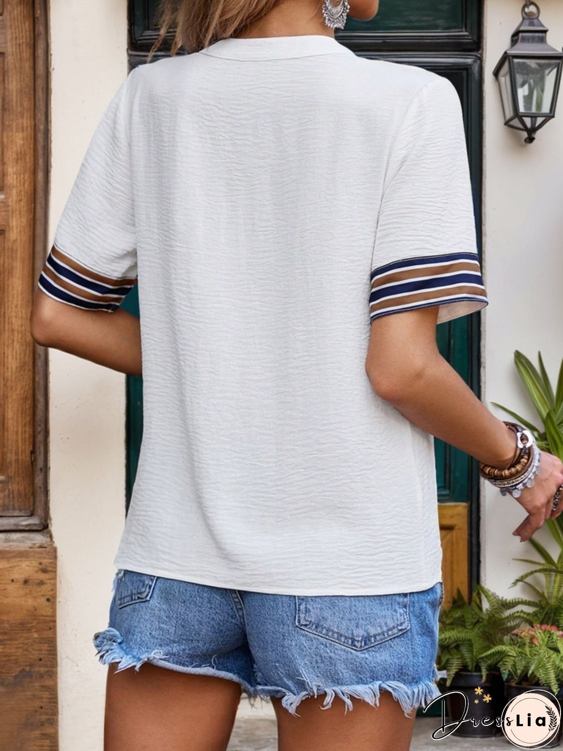 Contrast Stripes Notched Short Sleeve Blouse