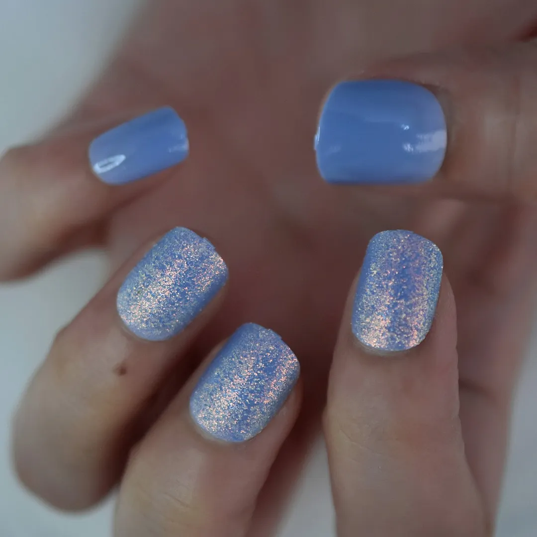 24pcs Short Fake Nails Press On Reusable Blue Glitter False Nails Tips Faux Ongles Round Holographic Acrylic Nail Manicure Set-Nail Inspo