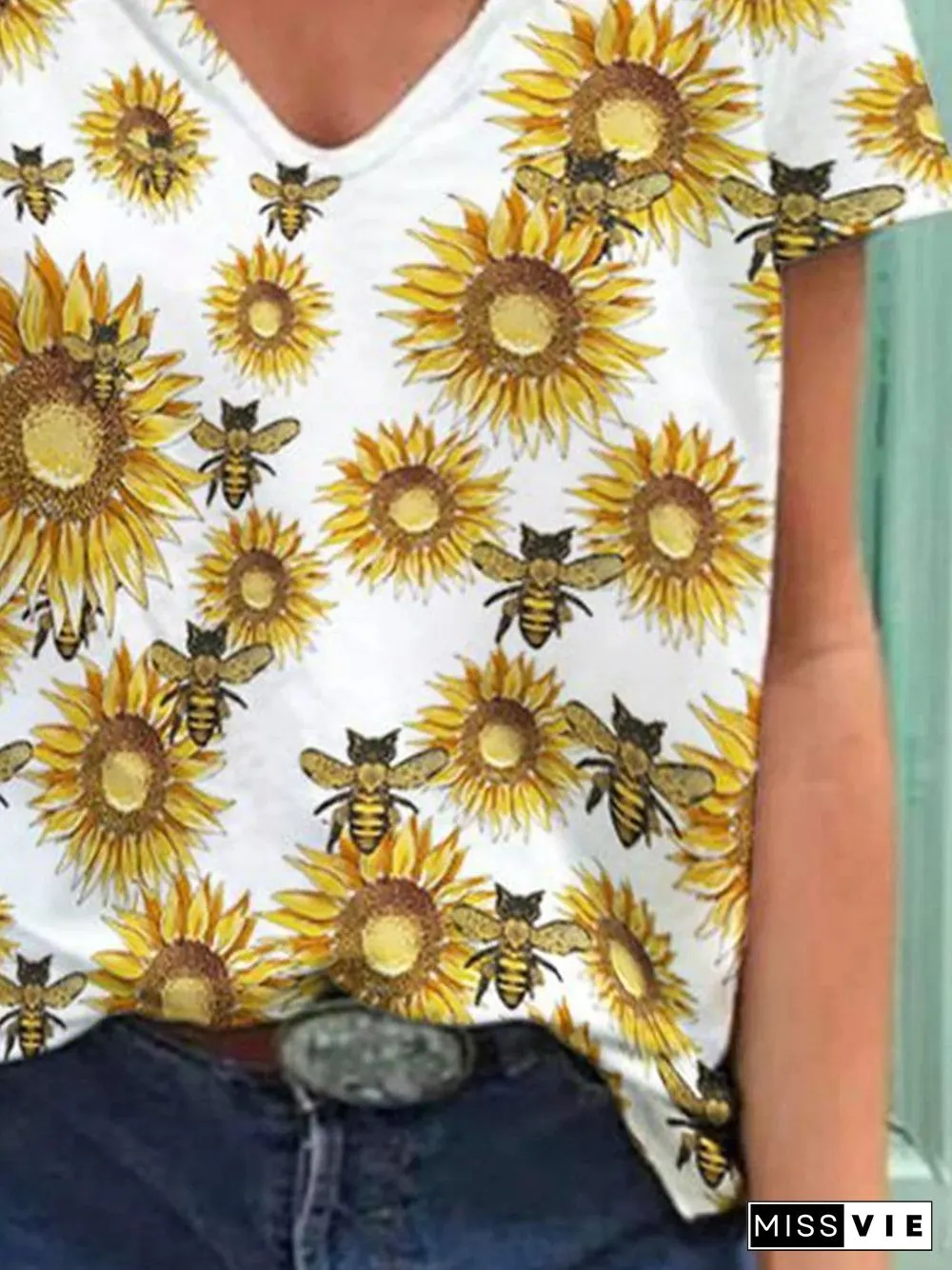 Women Short Sleeve V-neck Floral Printed Top