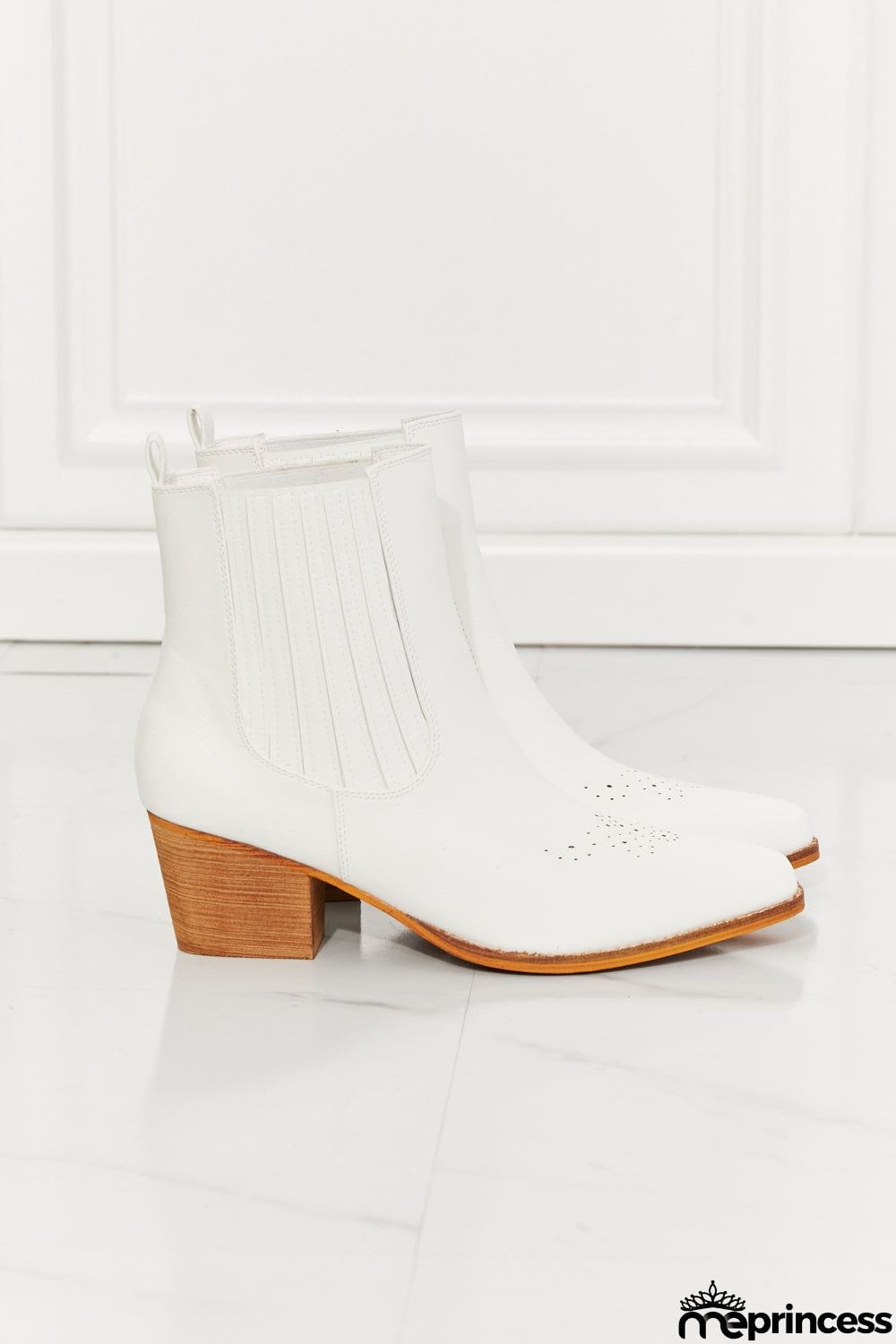 MMShoes Love the Journey Stacked Heel Chelsea Boot in White