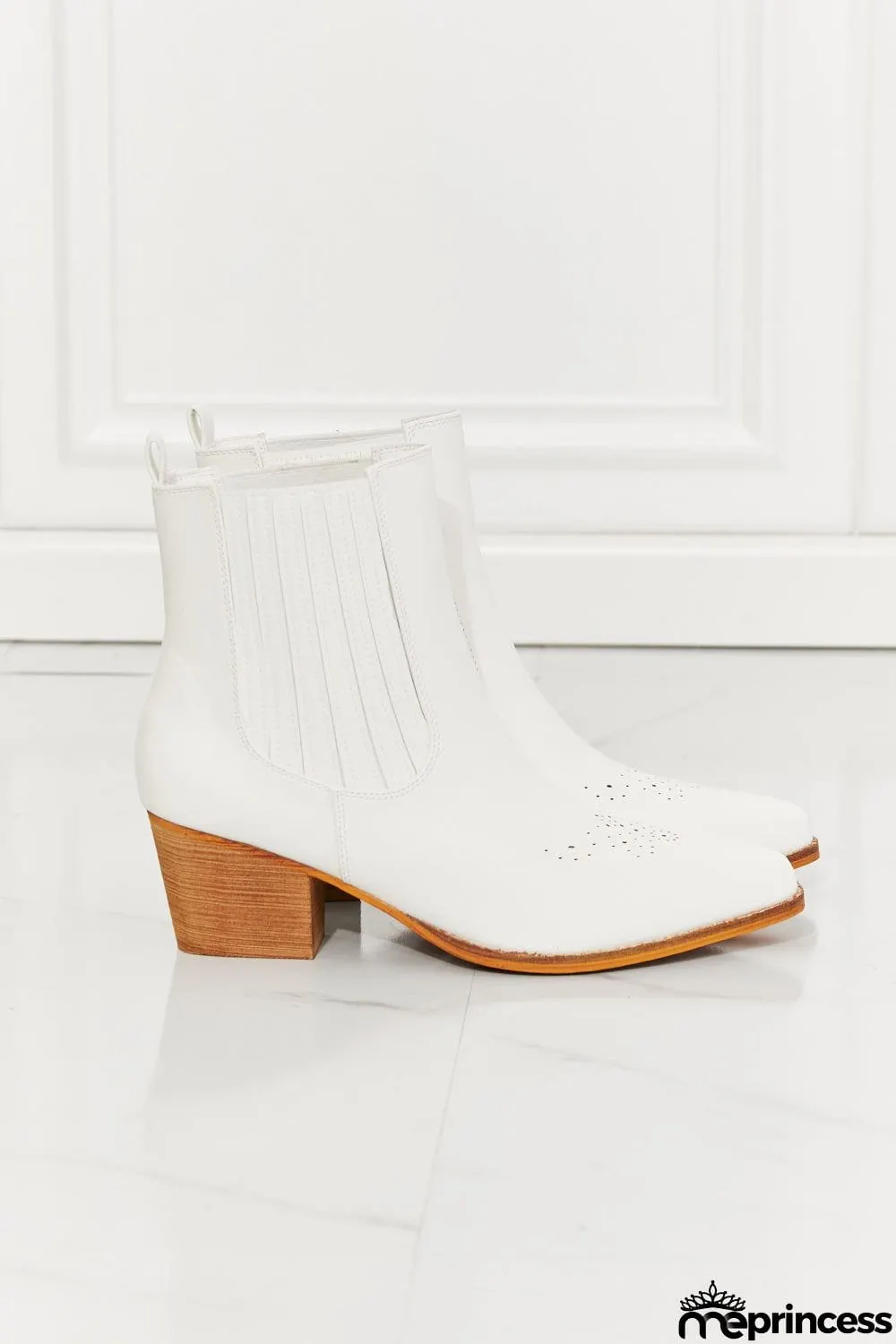 MMShoes Love the Journey Stacked Heel Chelsea Boot in White