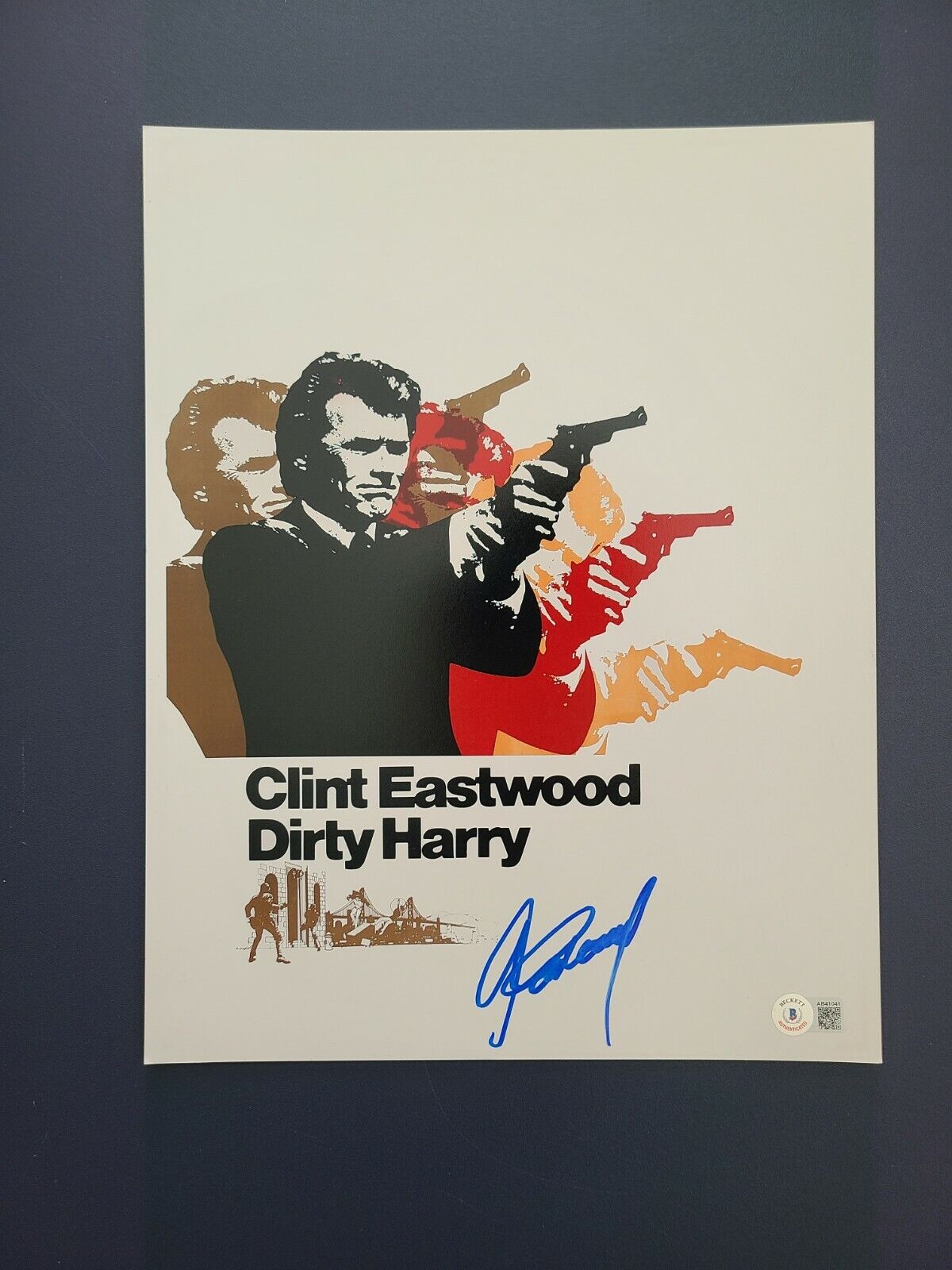 CLINT EASTWOOD signed 11x14 DIRTY HARRY Photo Poster painting Beckett BAS LOA