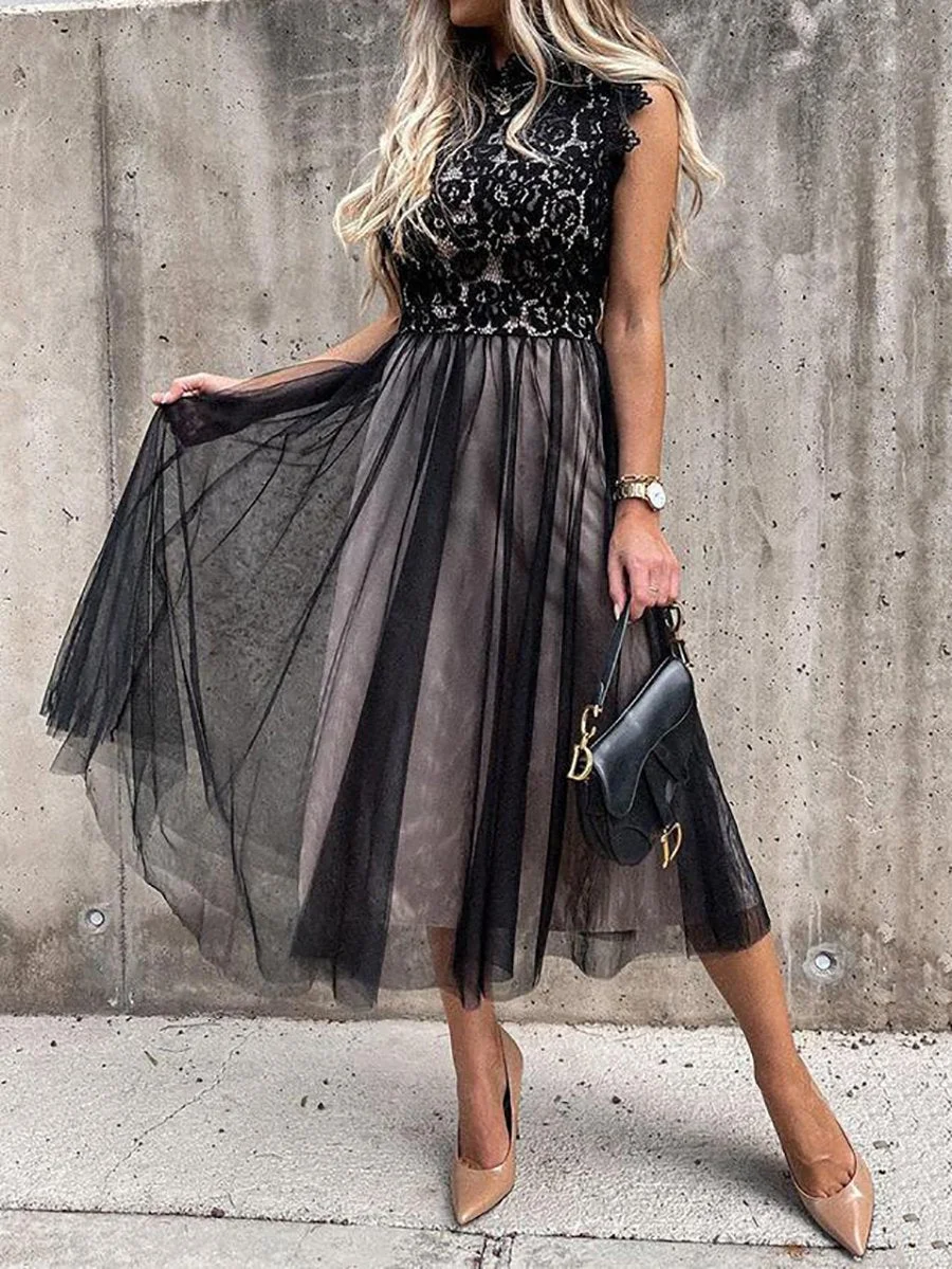 Sleeveless Midi Dress in Lace and Mesh
