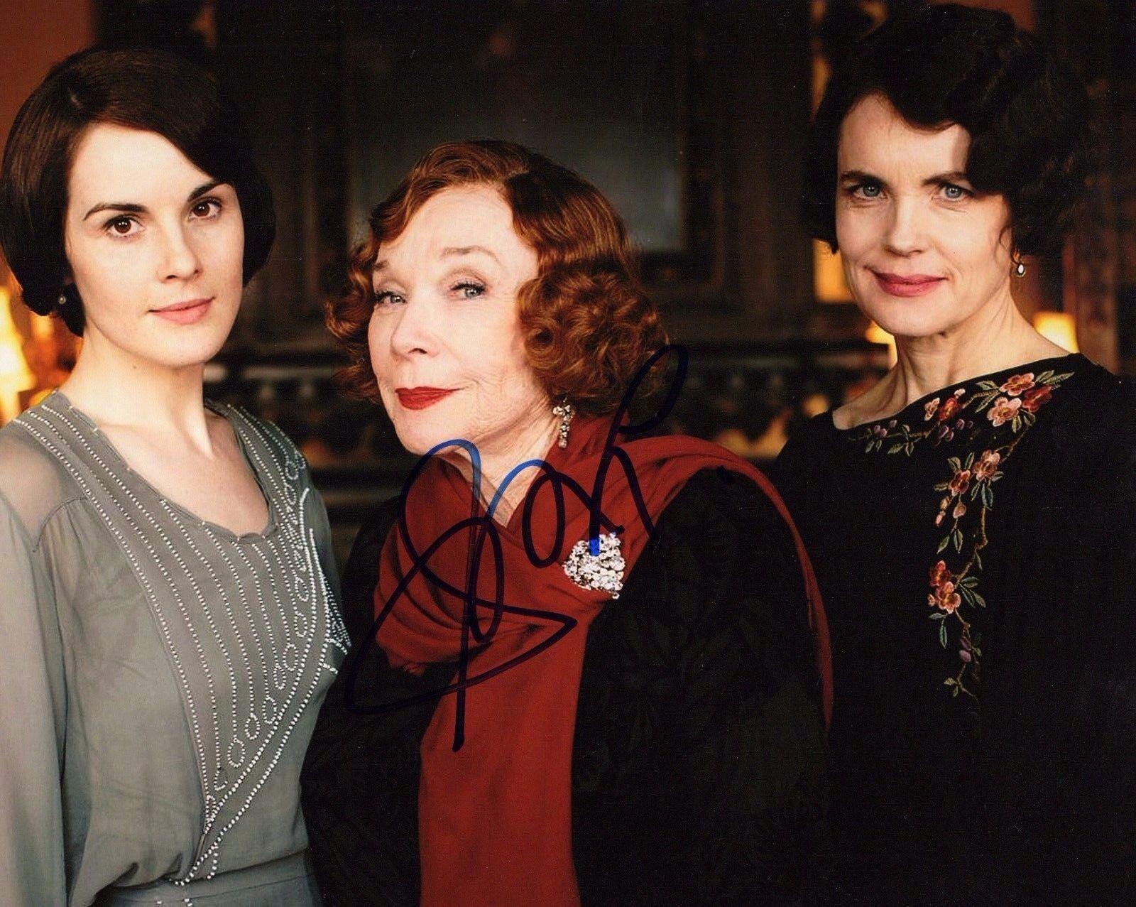 GFA Downtown Abbey * SHIRLEY MacLAINE * Signed 8x10 Photo Poster painting PROOF S1 COA