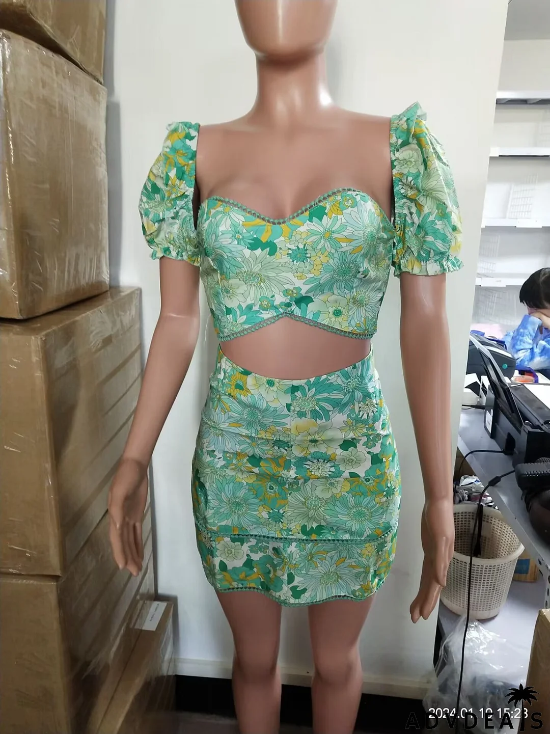 Women Sexy Printed Puff Sleeve Top and Skirt Casual Two-piece Set