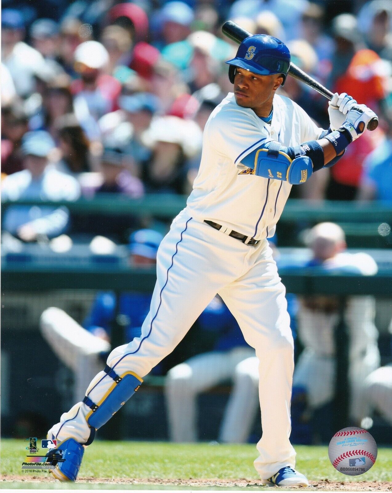 ROBINSON CANO SEATTLE MARINERS Photo Poster paintingFILE LICENSED 8x10 Photo Poster painting