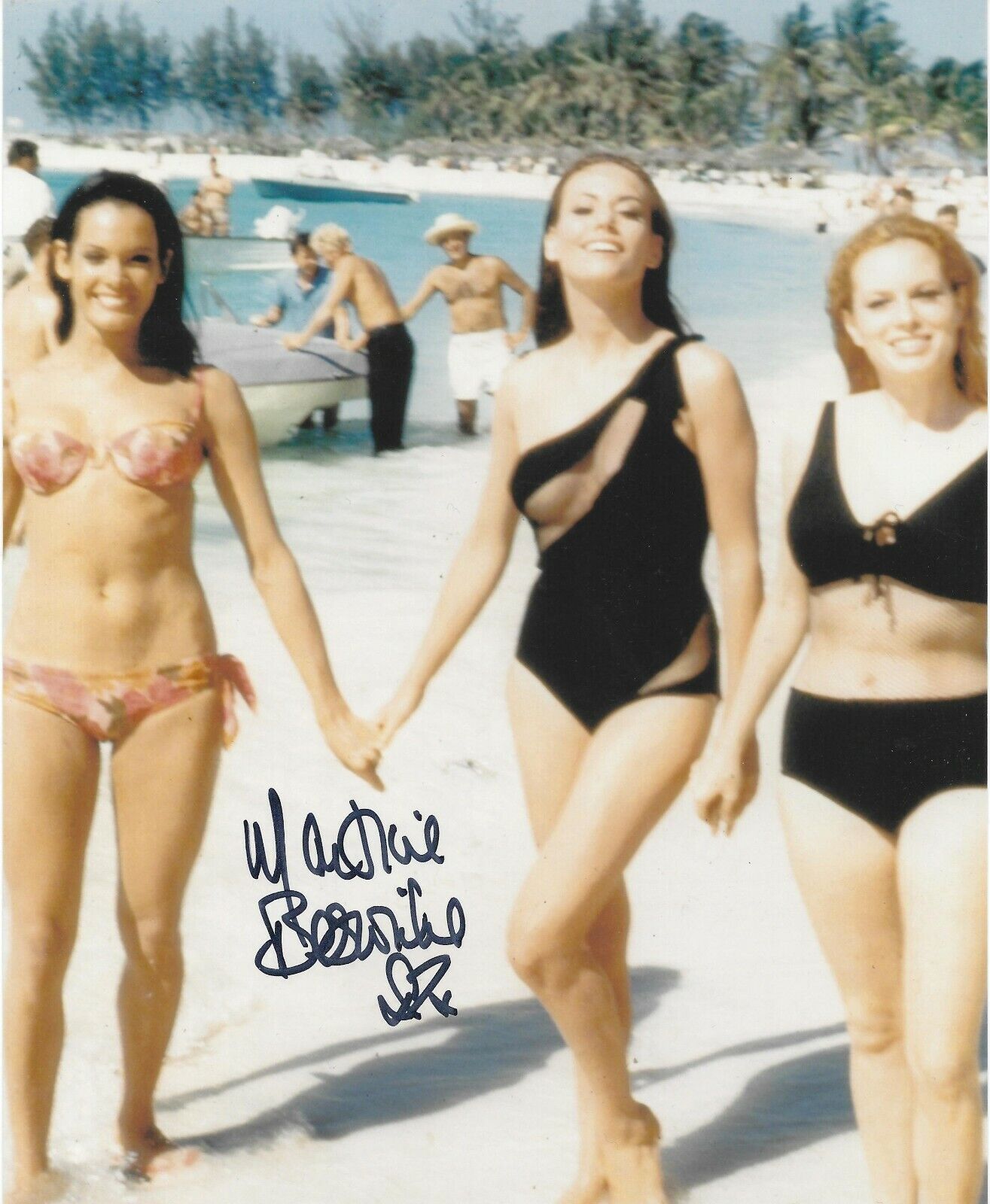 MARTINE BESWICK SIGNED 8x10 JAMES BOND 007 Photo Poster painting 14 - UACC & AFTAL RD AUTOGRAPH