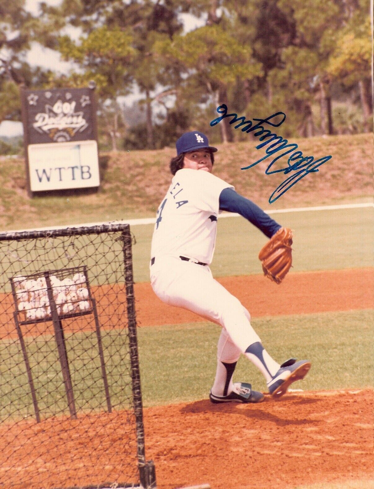 Fernando Valenzuela Autographed Signed 8x10 Photo Poster painting ( Dodgers ) REPRINT