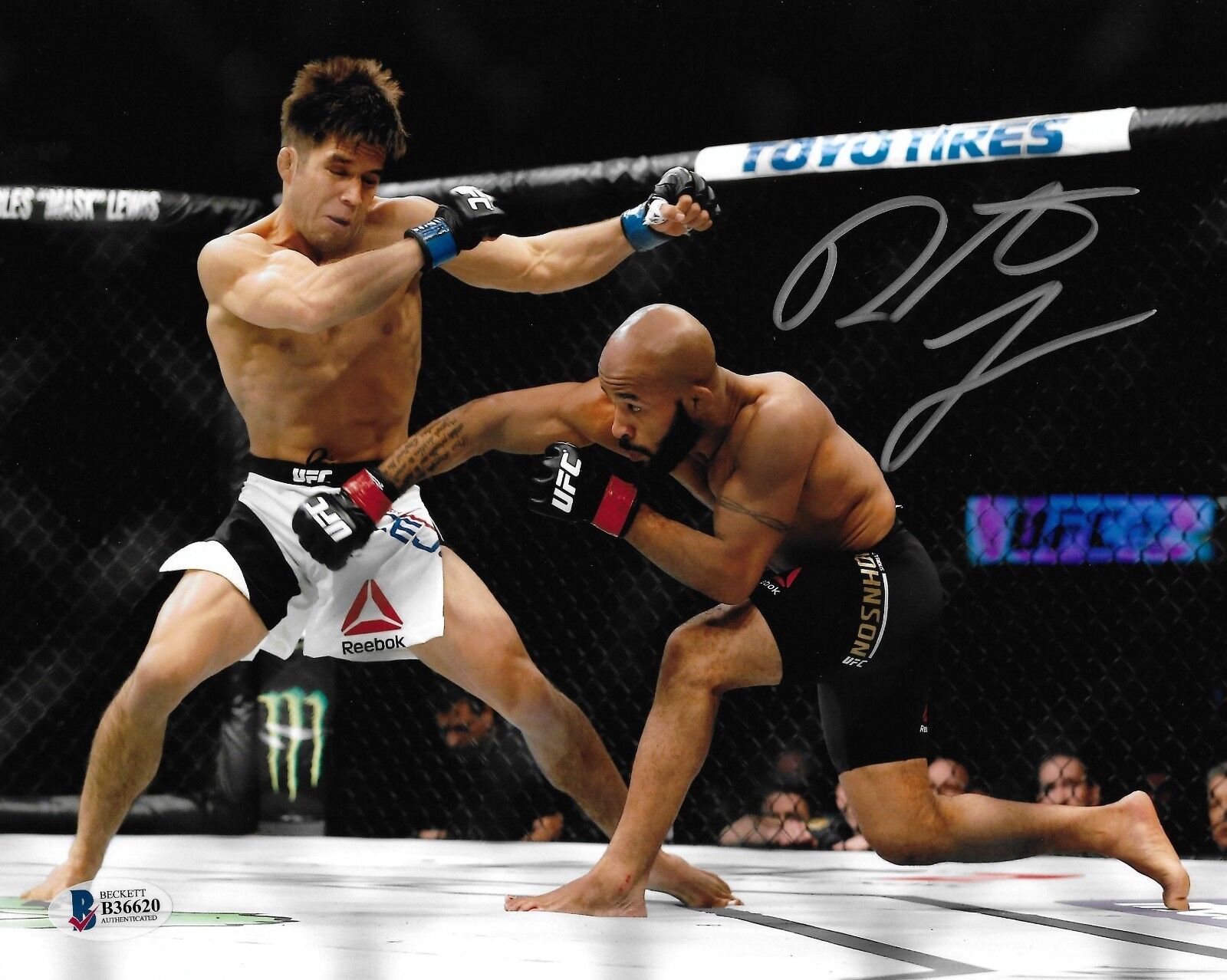 Demetrious Johnson Signed 8x10 Photo Poster painting BAS Beckett COA UFC 197 Picture Autograph 2