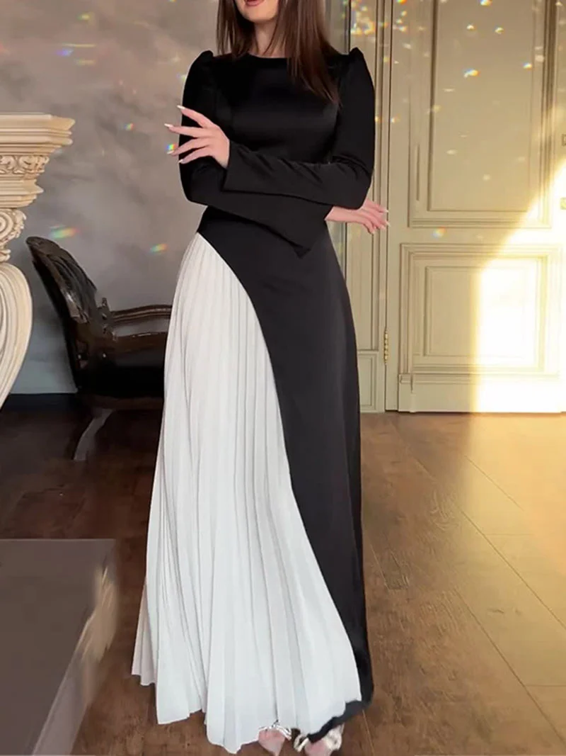 Elegant Round Neck Color Block Pleated Slim Fit Dress