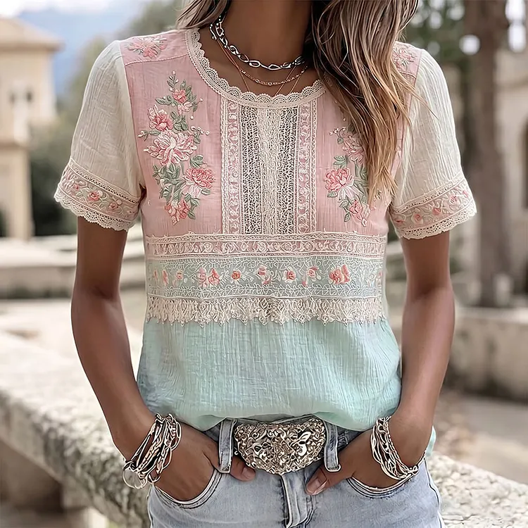 Women's Vintage Floral Patchwork Art Crew Neck T-shirt