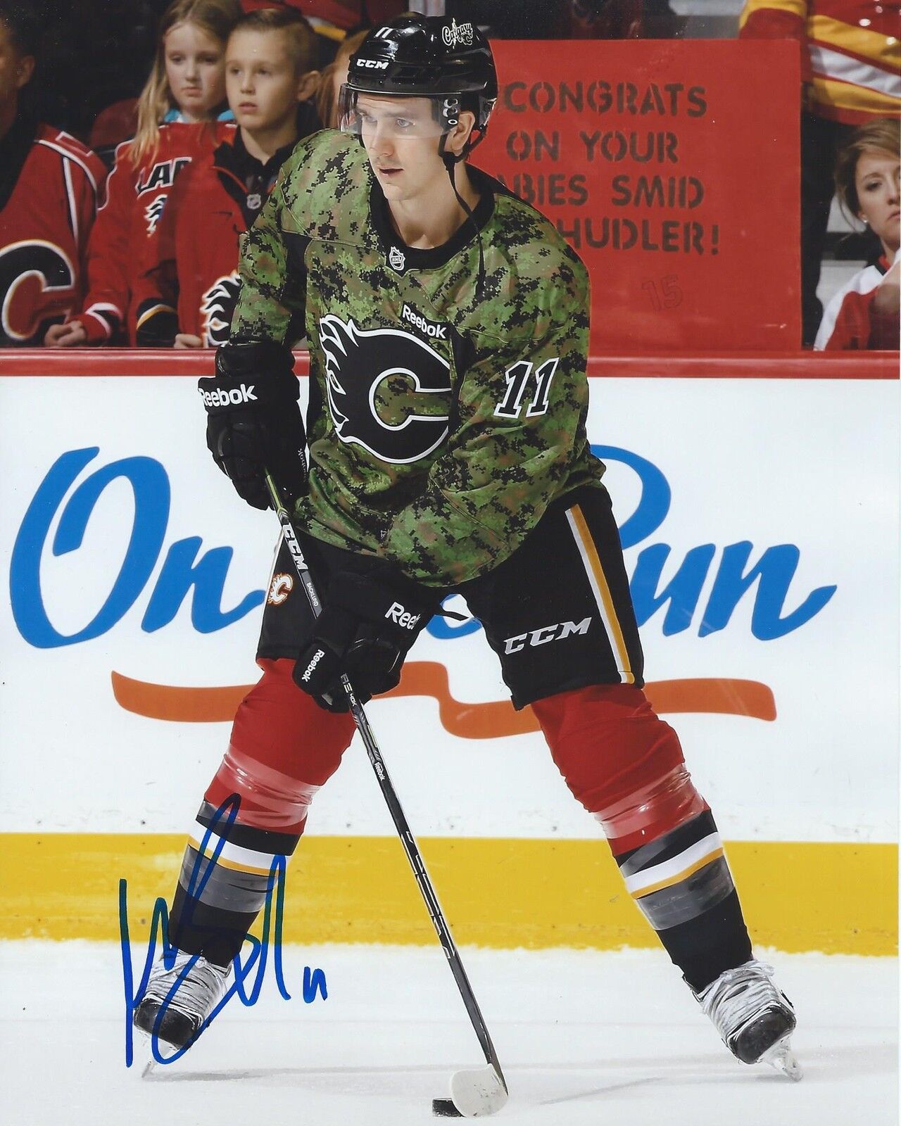 Mikael Backlund Signed 8x10 Photo Poster painting Calgary Flames Autographed COA