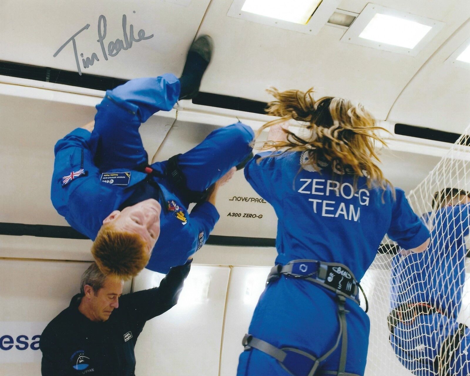 TIM PEAKE SIGNED 8x10 Photo Poster paintingGRAPH 2 UACC & AFTAL RD UK ASTRONAUT AUTOGRAPH