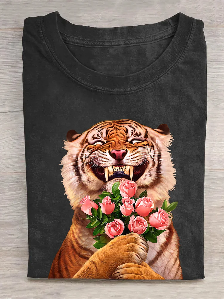 Teecade Teecade Distressed Washed Tiger And Floral Print Round Neck T-shirt