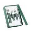 Ensemble coupe-ongles avec fente de rangement pour ongles