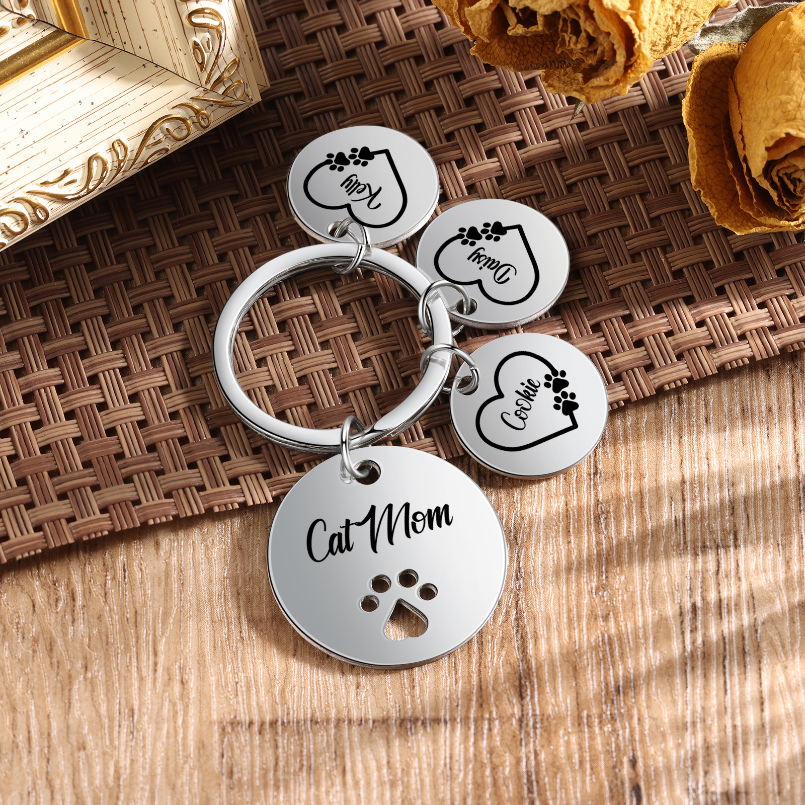 Personalised 3 Names & 1 Text Keychain Cat Paw Circle Charm Keychain Gift for Mother/Grandma-Jessemade AU