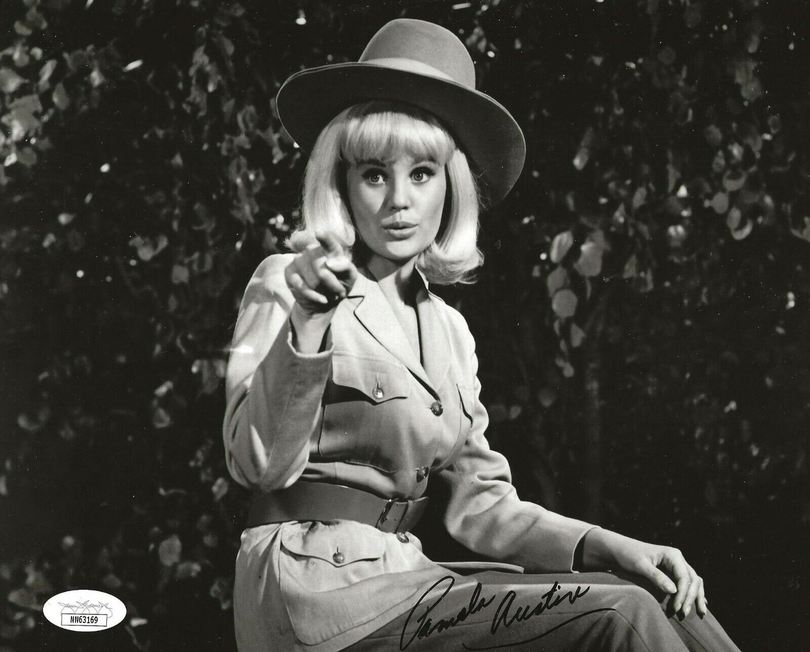 Pamela Austin signed The Perils of Pauline 8x10 Photo Poster painting autographed JSA