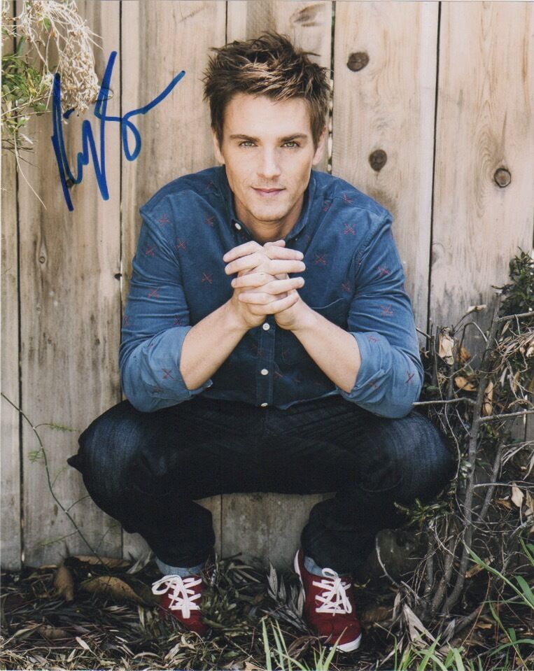 Riley Smith Autographed Signed 8x10 Photo Poster painting COA #2