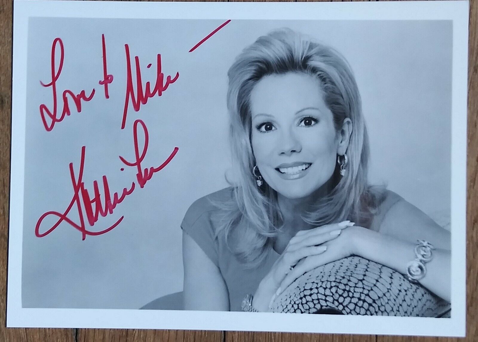 KATHIE LEE GIFFORD AUTOGRAPHED 5X7 Photo Poster painting - TV TALK SHOW HOST