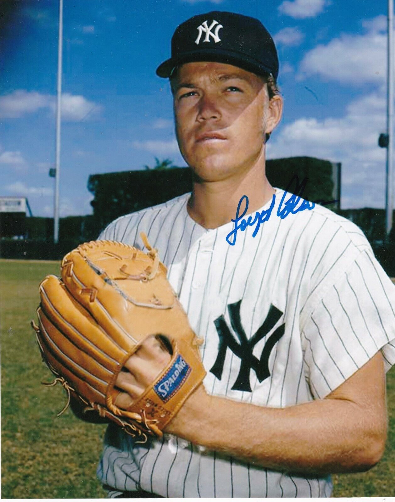 LOYD COLSON NEW YORK YANKEES 1970 ACTION SIGNED 8x10