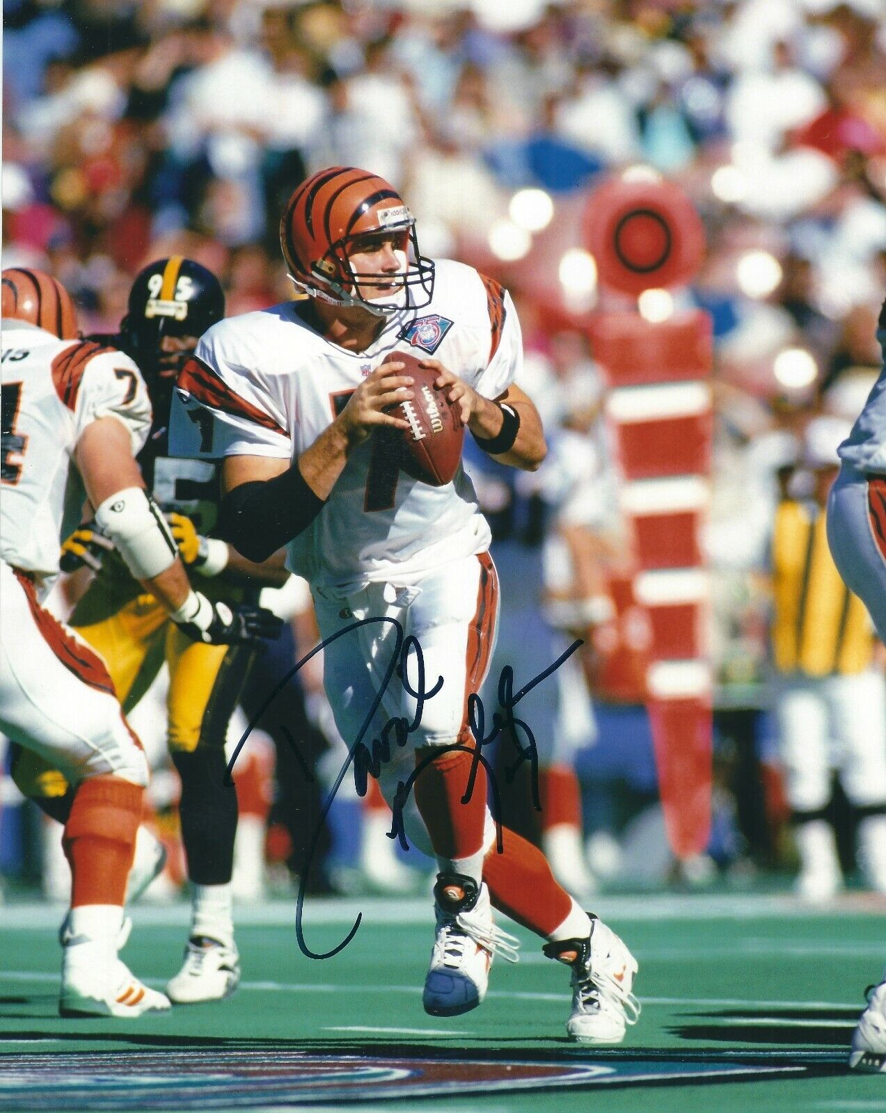 Autographed 8x10 DAVID KLINGER Cincinnati Bengals Autographed Photo Poster painting - w/COA