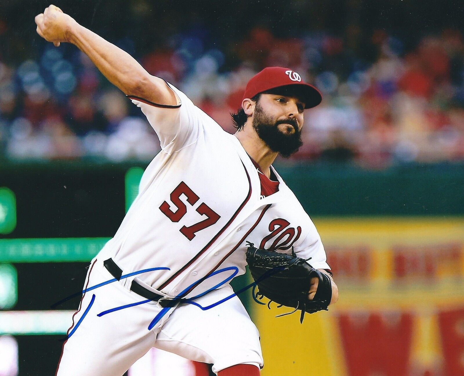 Autographed Tanner Roark 8X10 Washington Nationals Photo Poster painting with COA