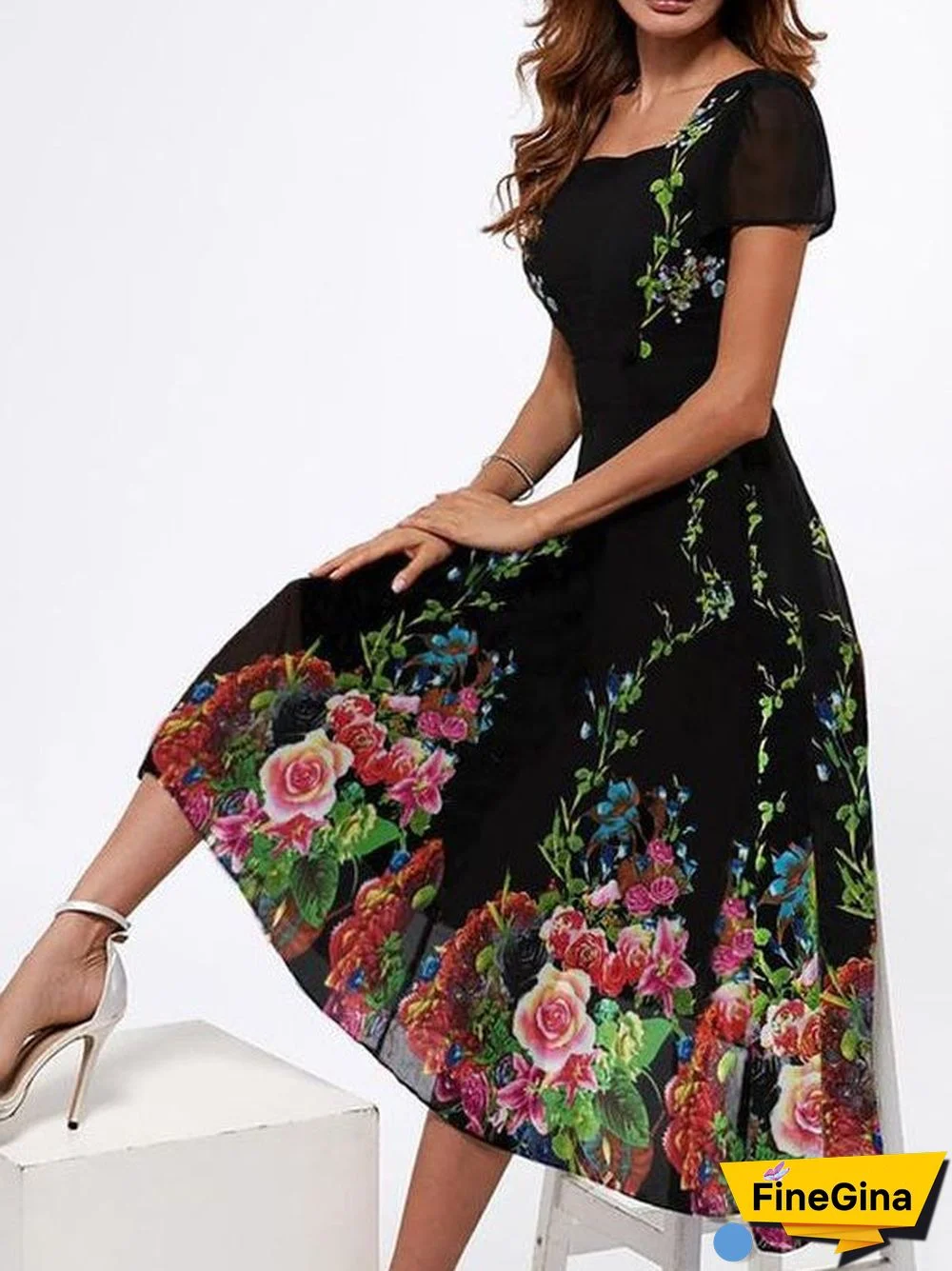 Women's Short Sleeve Square Collar Graphic Floral Printed Maxi Dress