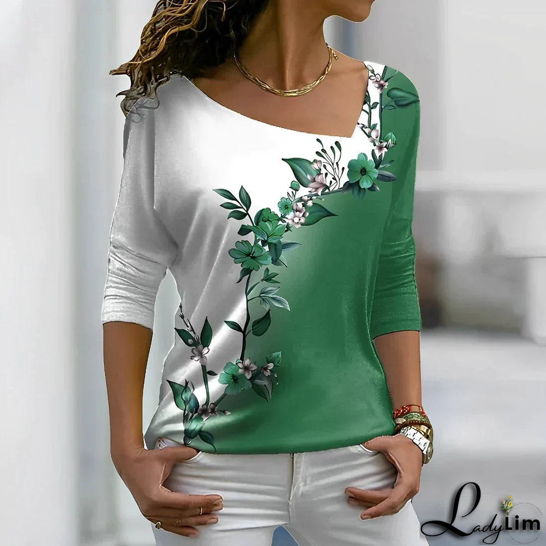Chic and Lightweight Shirt