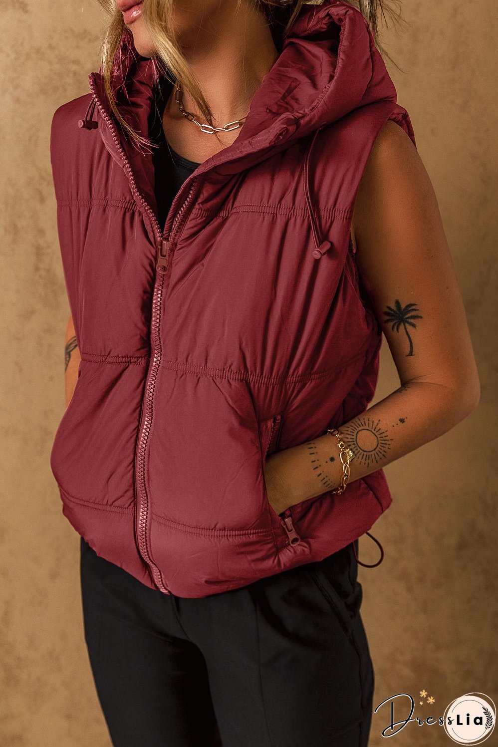 Zip-up Side Pockets Hooded Puffer Vest