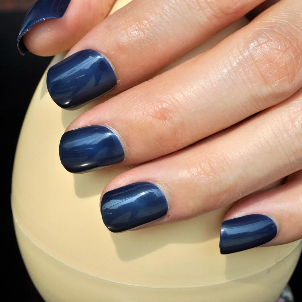 Shine Light Chocolate Color Brown 24 Pcs Sweet Candy Short Purple Red Artificial False Fake Nails Full Wrapped Tips-Nail Inspo