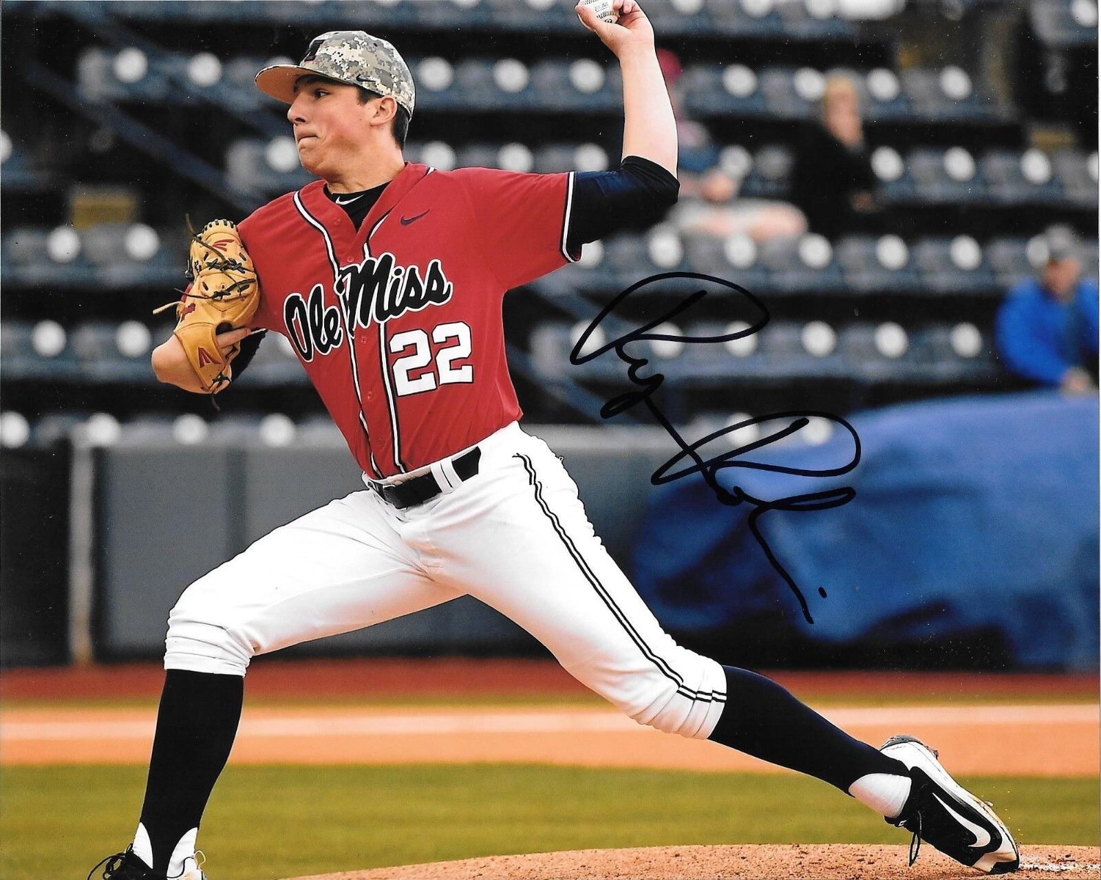 RYAN ROLISON HAND SIGNED OLE MISS MISSISSIPPI REBELS 8X10 Photo Poster painting W/COA