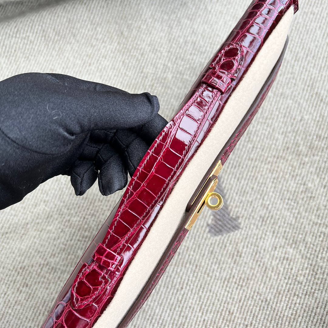 Kelly cut Shiny Porosus Crocodile 57 Bordeaux Red GHW
