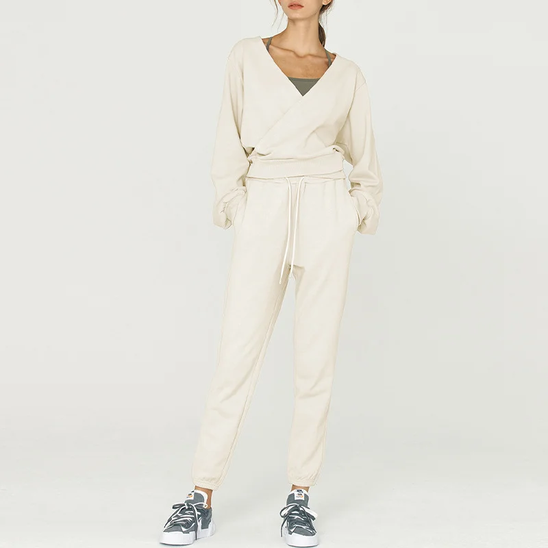 V-neck cropped sweatshirt