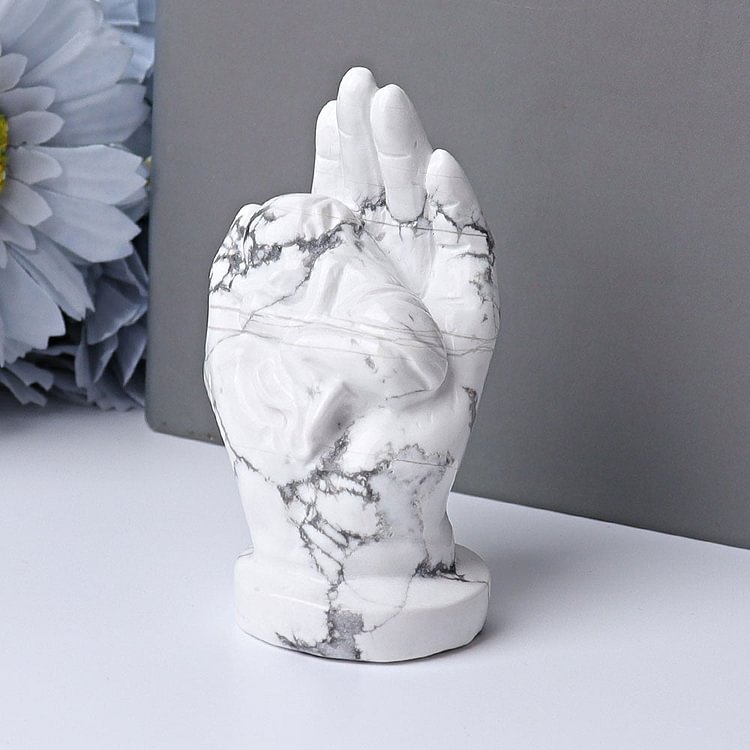 3" Howlite Hand with Sleeping Kid Crystal Carvings Model